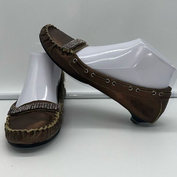 Beverly Feldman Flushed Vintage Metallic Rhinestone Kitten Heel Loafers - Picture 2 of 12